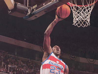 nba籃網(wǎng)對陣雄鹿現場(chǎng)直播